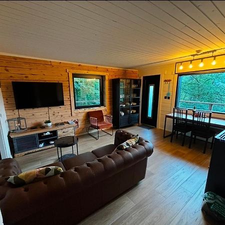Gites Douillets : Chalet Sur Pilotis Houyet Buitenkant foto